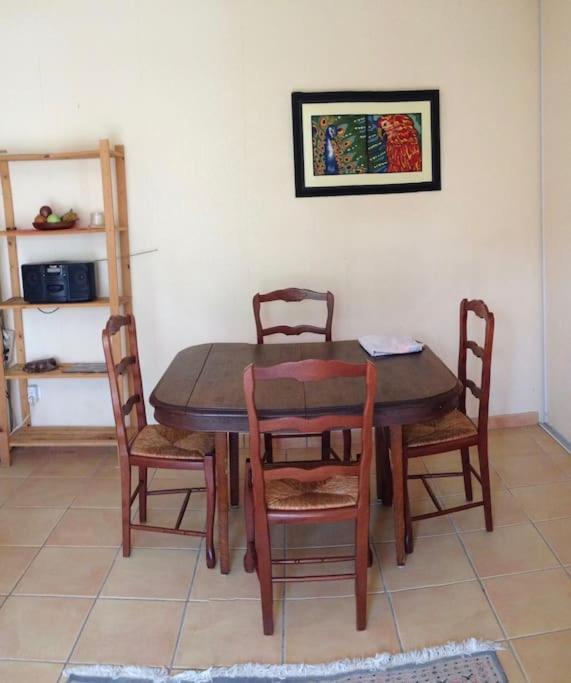 Beau F2 Rdc Entier 40m2 Calme Terrasse Jardin Parking Gratuit Sur Place Apartment Montpellier
