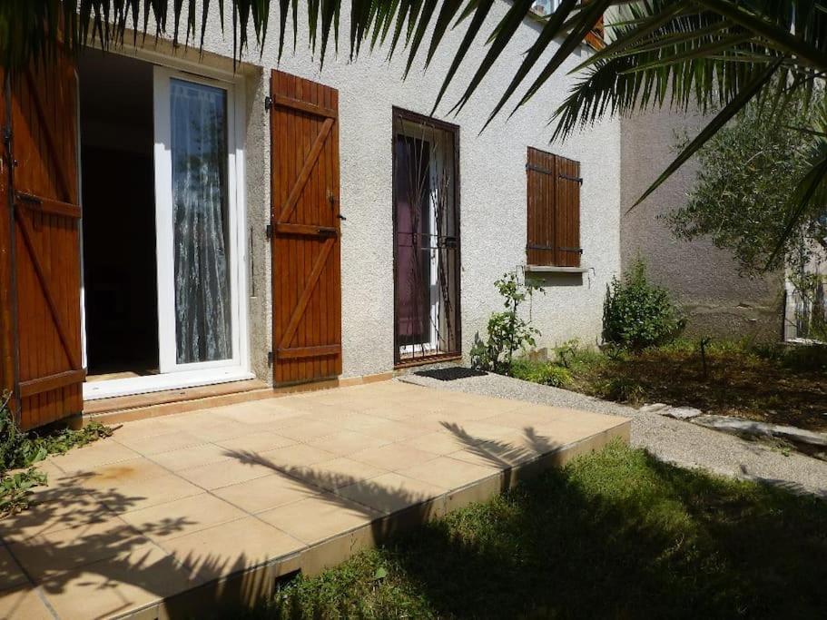 Apartment Beau F2 Rdc Entier 40m2 Calme Terrasse Jardin Parking Gratuit Sur Place *